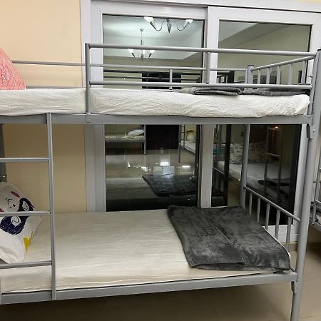 Grand Pearl Hostel For Boys 두바이 외부 사진