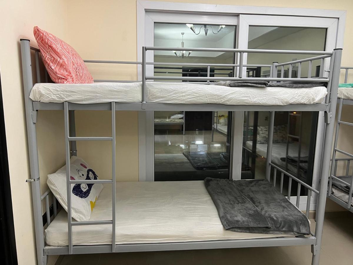 Grand Pearl Hostel For Boys 두바이 외부 사진